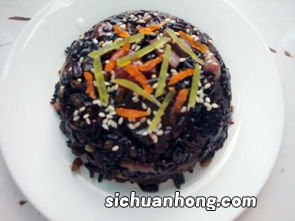 八宝饭搭配什么吃