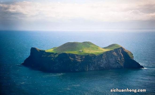 一座“神秘”海岛,三百年无人居住,却被一间房屋霸占!