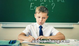 关于凤凰山是诗句 描写凤凰山的诗句有哪些