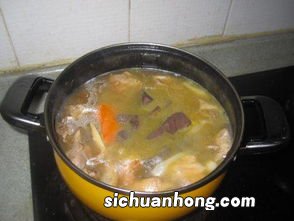 柴鸡炖汤 多久 烂