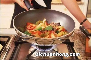 炒菜一般用什么锅好