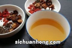 出境旅游有什么护肤品可以带?护肤品哪些美白效果好?