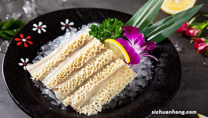 餐饮最简单的摆盘装饰 中餐摆盘装饰花草种类