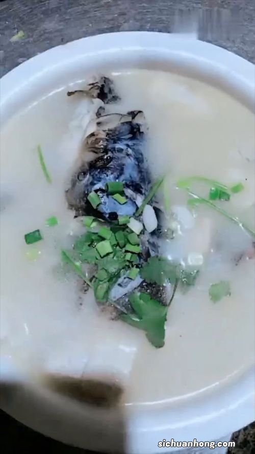 鱼头豆腐汤怎么做汤白