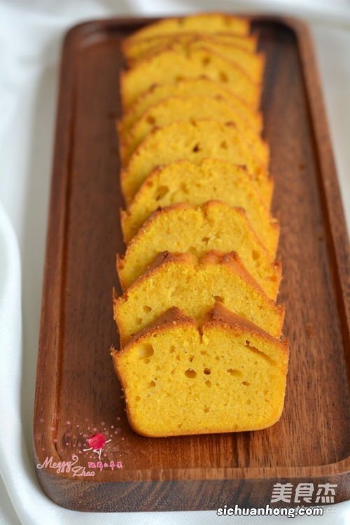 磅蛋糕烤好后多久拿出