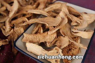 干松茸煲汤泡多久