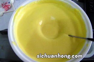 做蛋糕时面变稀怎么办