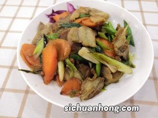 大蒜炒腊肉需要煮多久