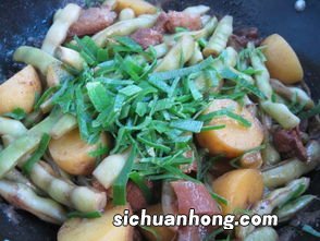 东北土豆炖豆角炖多久