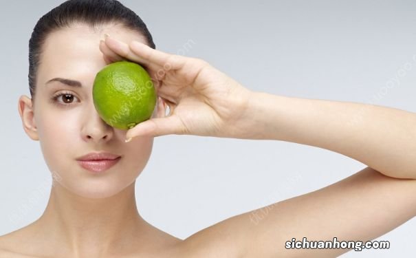 为什么脸上会长脂肪粒？脸上长了脂肪粒怎么办？