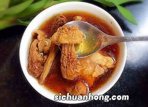 猪筒子骨炖什么好吃