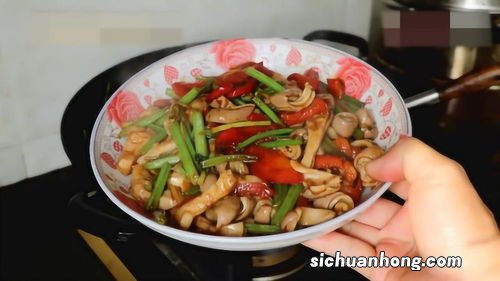 猪肚跟什么炒好吃吗