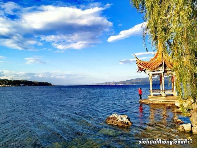 云南宜居城市的天花板，三湖交界，气候全年舒适，名字很好听