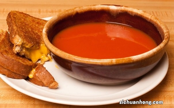 夏季调理肠胃的食谱有哪些？夏季食欲不振的食疗法有哪些？