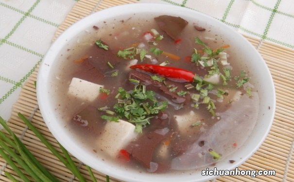 鸭血的营养价值有哪些?如何调选鸭血?