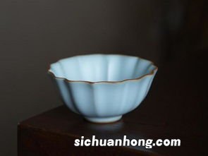 为什么茶具喜欢开片