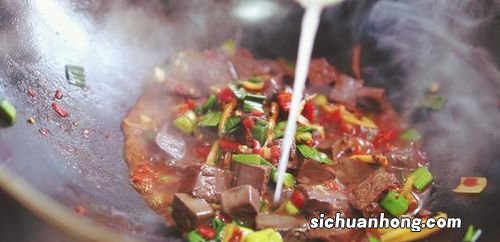 湖南鸭血做的菜叫什么