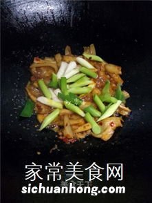 回锅肉和豆皮怎么炒好吃