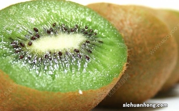 吃猕猴桃可以喝牛奶吗？猕猴桃和牛奶可以一起吃吗？