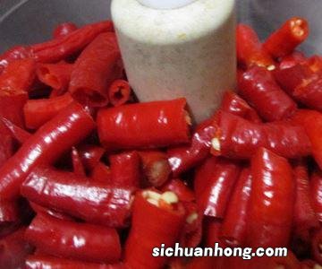 红辣椒用什么腌制