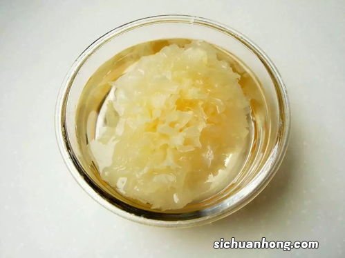 银耳煮之前应泡发多久