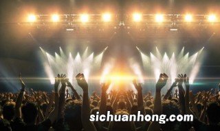 海阔天空歌词谐音 海阔天空歌曲简介