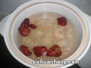 银耳莲子红枣汤可以放多久