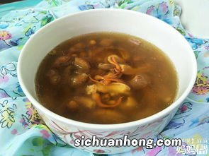 炖汤虫草花什么时候放