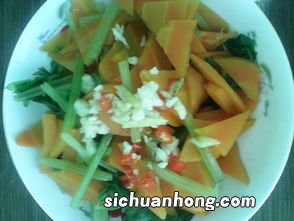 芹菜焖饭一般蒸多久