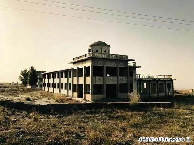 甘肃酒泉石油小镇,九层妖塔拍摄地:八十年代一夜之间变成废墟