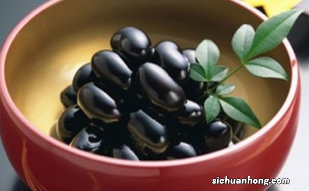 黑豆应该怎么吃？吃黑豆要注意什么？