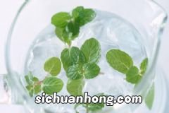 哪些食物不适合用保鲜膜?不能用保鲜膜的食物有哪些?