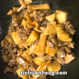 菠萝炒鸭怎么炒