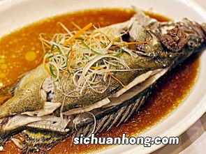 吃鱼鱼配什么好吃