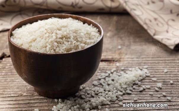 云南玉溪疑出现用塑料做的大米,塑料大米是怎么回事?