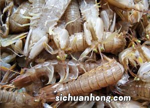 吃皮皮虾再配着什么吃