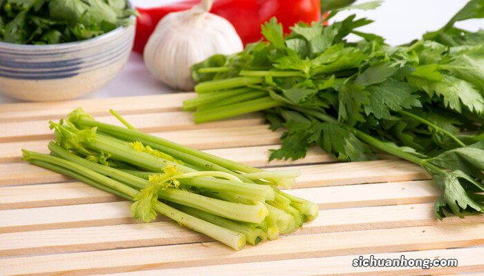 芹菜10月份可以种吗大棚 芹菜10月份可以种吗