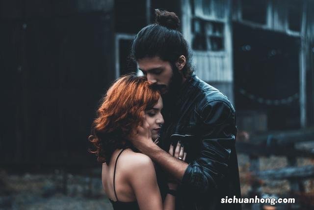 博美犬下崽要注意什么