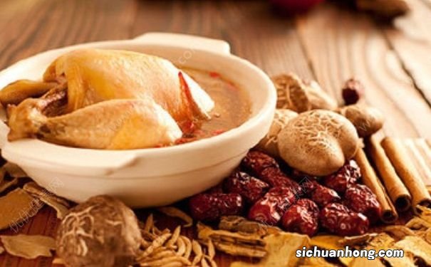 秋天适合煲汤的保健蔬菜有哪些?秋天进补汤有哪些?