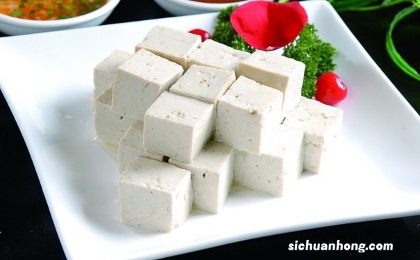 孕妇可以吃豆腐吗？孕妇产后那些东西不能吃？