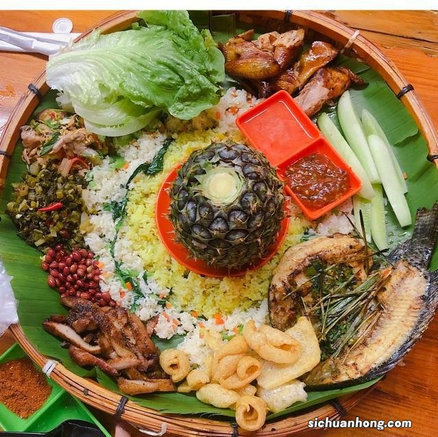 西双版纳,左手老挝冰咖啡,右手榴莲菠萝蜜,火过三亚真的不简单