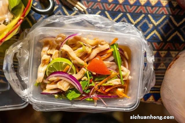 西双版纳,左手老挝冰咖啡,右手榴莲菠萝蜜,火过三亚真的不简单