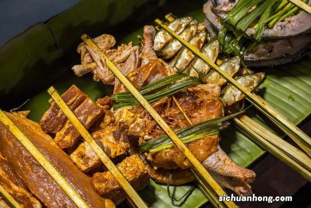 西双版纳,左手老挝冰咖啡,右手榴莲菠萝蜜,火过三亚真的不简单