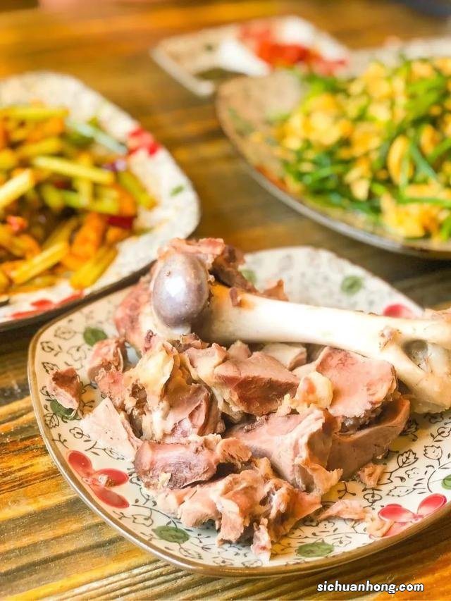 内蒙,打卡秋日绝美大草原,get《亲爱的客栈》同款目的地