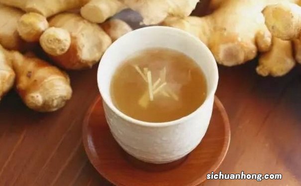 热姜水有什么作用？生姜泡水的功效有哪些？