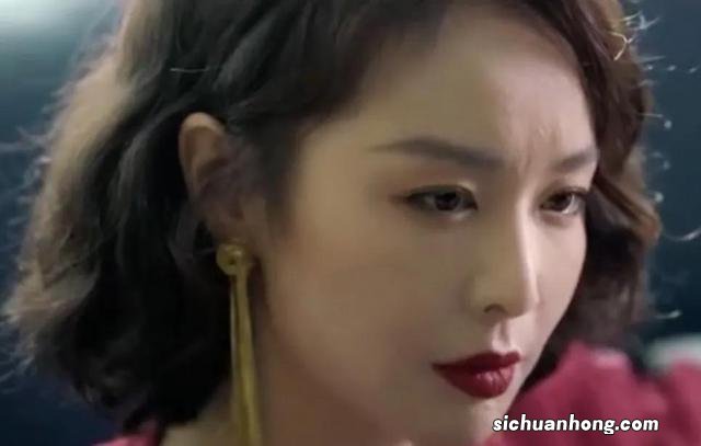 猫头鹰有耳朵吗