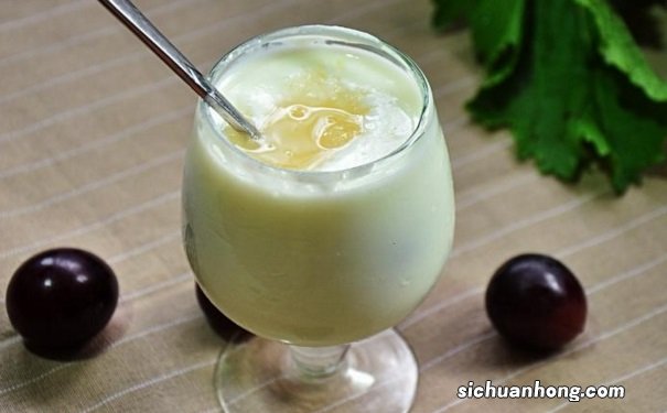 什么时候喝酸奶最合适？喝酸奶需要注意哪些内容？