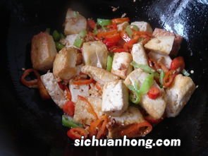 豆腐炒辣椒怎么做
