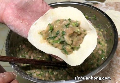 韭菜素饺子馅怎么调好吃