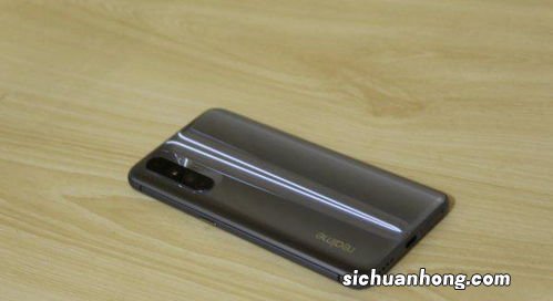 真我x50pro和真我x50pro玩家版有什么区别